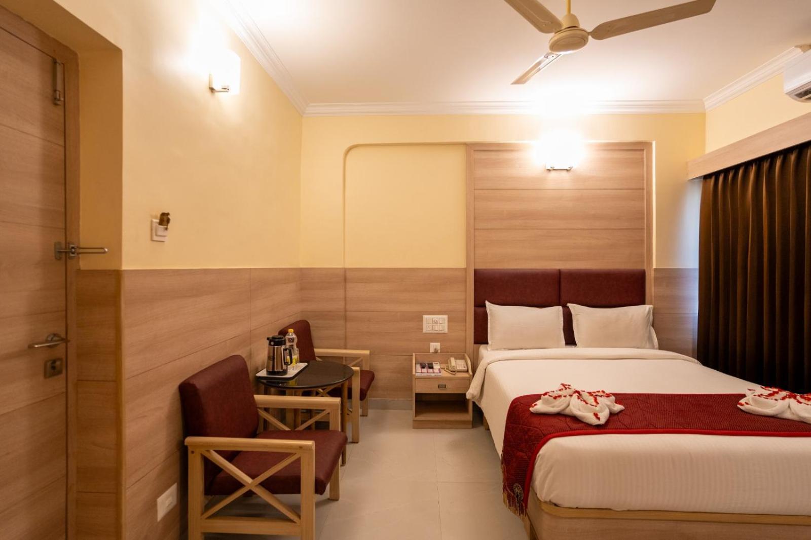 Hotel Sree Bharani 3*